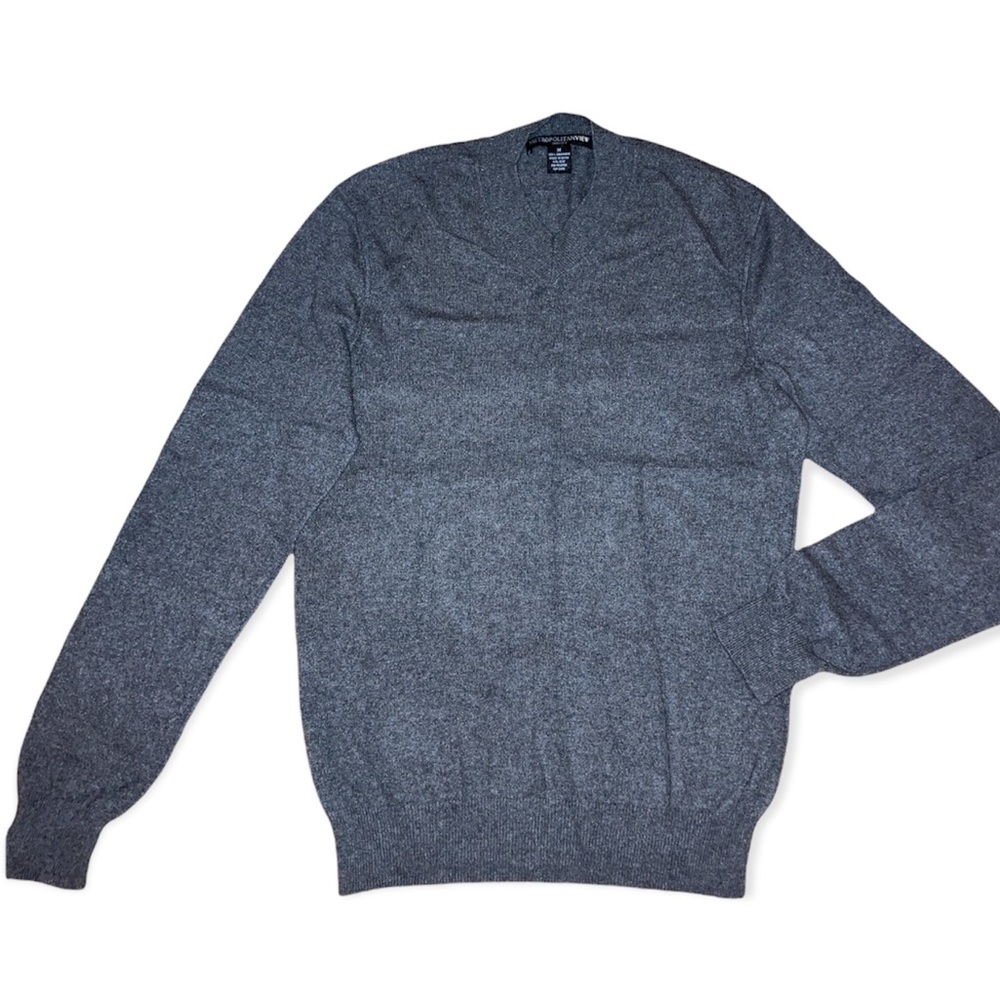 Metropolitan View Exposed Seams V-Neck Cashmere Pullover